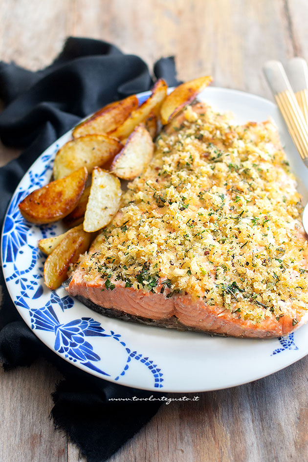 Salmone al forno - Ricetta Salmone al forno - Ricetta di Tavolartegusto