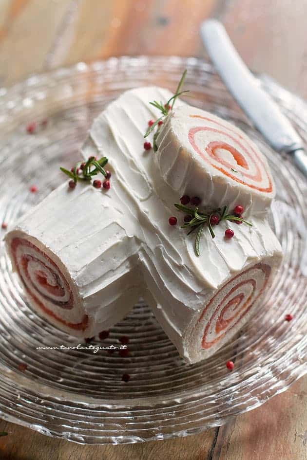 Decorazioni Per Tronchetto Di Natale.Tronchetto Di Natale Salato L Antipasto Veloce Senza Cottura Ricetta Facile