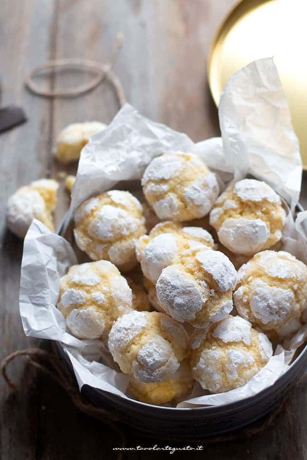 biscotti al limone morbidi e semplici - Ricetta Biscotti al limone