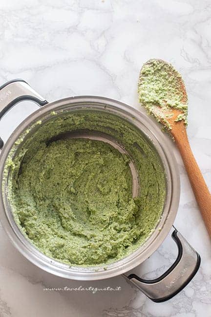 crema di broccoli e formaggio - Ricetta Timballo di pasta