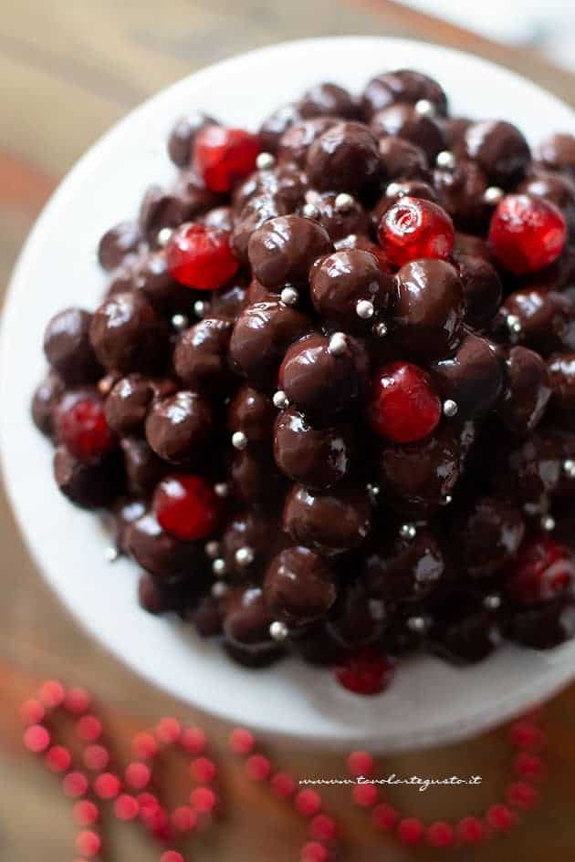 struffoli al cioccolato - Ricetta Struffoli al cioccolato