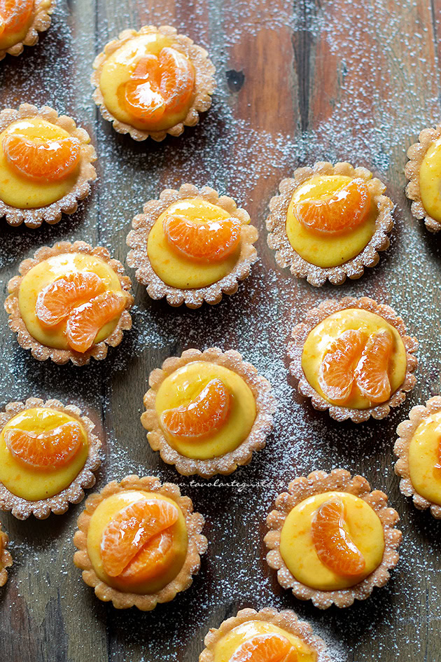 Cestini agli agrumi - Ricetta Cestini di frutta invernale (arancia, clementine, mandarino) - Ricetta di Tavolartegusto