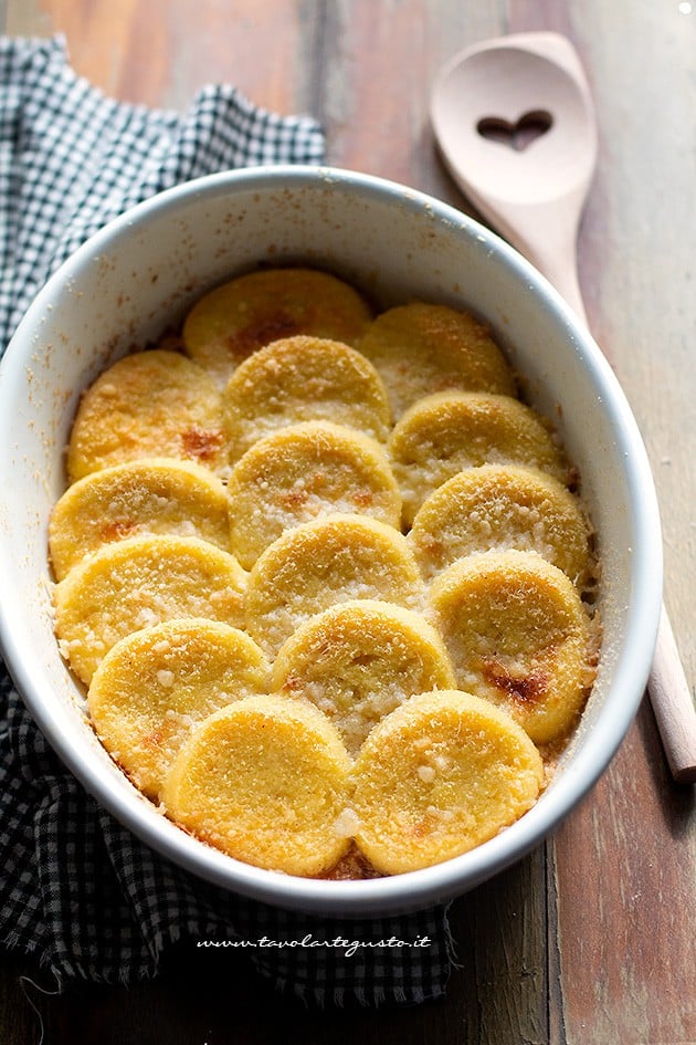 Gnocchi alla romana - Ricetta Gnocchi alla romana - Ricetta di Tavolartegusto