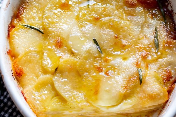 Parmigiana di patate - Ricetta Parmigiana di patate-