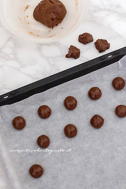 formare le palline - Ricetta Nutellotti