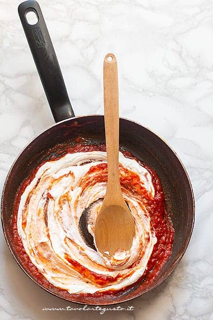 sugo e ricotta - Ricetta Manfredi con la Ricotta