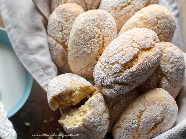 Biscotti al latte da inzuppare - Ricetta Biscotti al latte- - Ricetta di Tavolartegusto