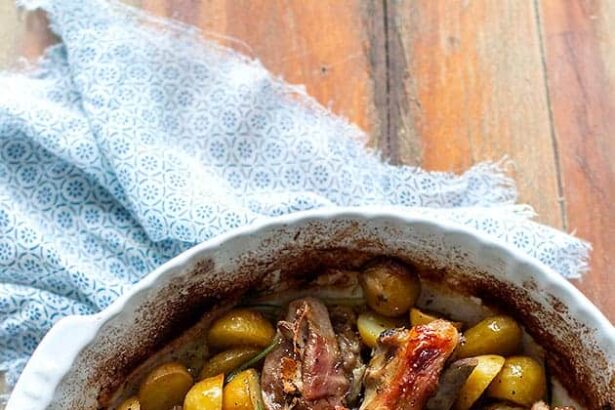 Capretto al forno con patate - Ricetta Capretto al forno