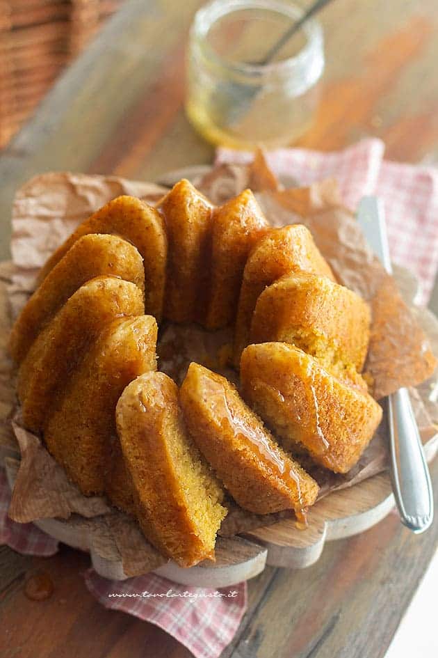Ciambellone al limone - ciambella al limone - Ricetta Ciambellone al limone