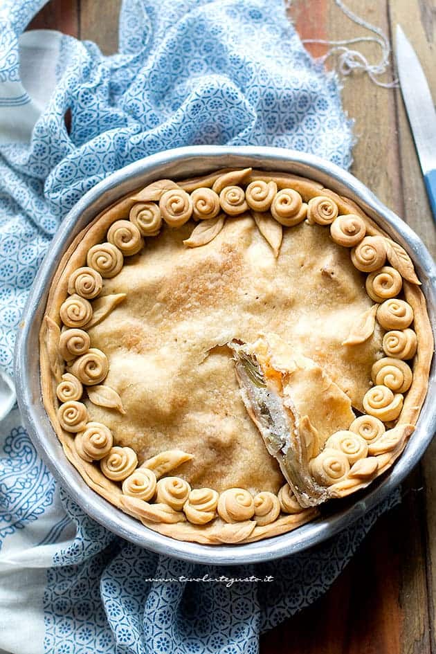 Torta di carciofi - Ricetta Torta salata ai carciofi