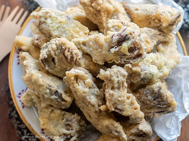 Carciofi Fritti - Ricetta Carciofi Fritti (Dorati e Croccanti) - 