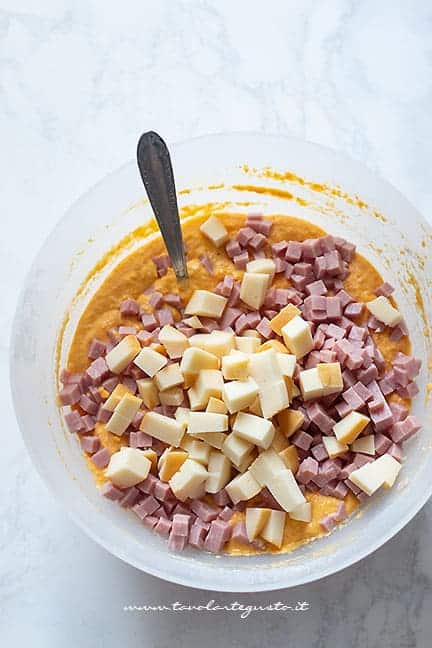 Torta salata con carote svuota frigo - Ricetta Torta salata di carote - Ricetta di Tavolartegusto