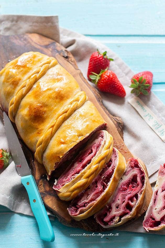 Strudel di fragole - Ricetta Strudel di fragole