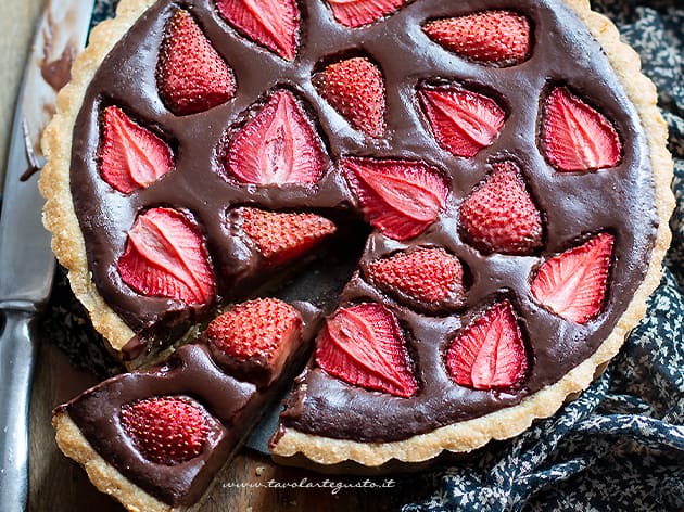 crostata cioccolato e fragole - Ricetta Crostata cioccolato e fragole