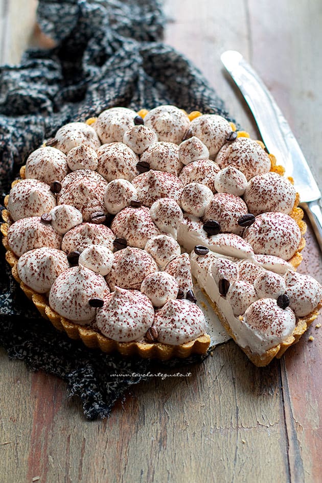 Crostata al caffè, fredda e senza cottura, ricetta velocissima
