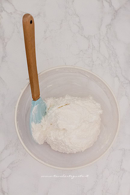 impasto biscottini al cocco - Ricetta Biscotti al cocco