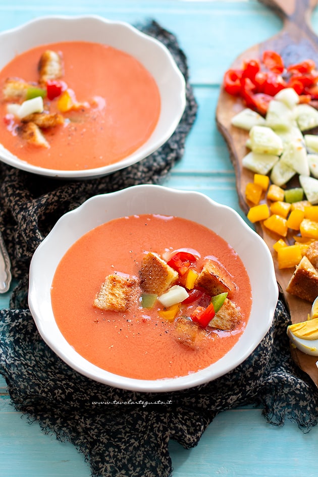 Gazpacho, la Ricetta originale del Gazpacho andaluso classico (facile!)