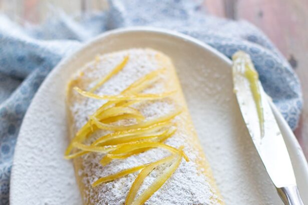 Rololo al limone - Ricetta Rotolo con con crema al limone