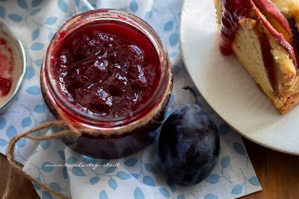 Marmellata di prugne (confettura di prugne) - Ricetta marmellata di prugne- - Ricetta di Tavolartegusto