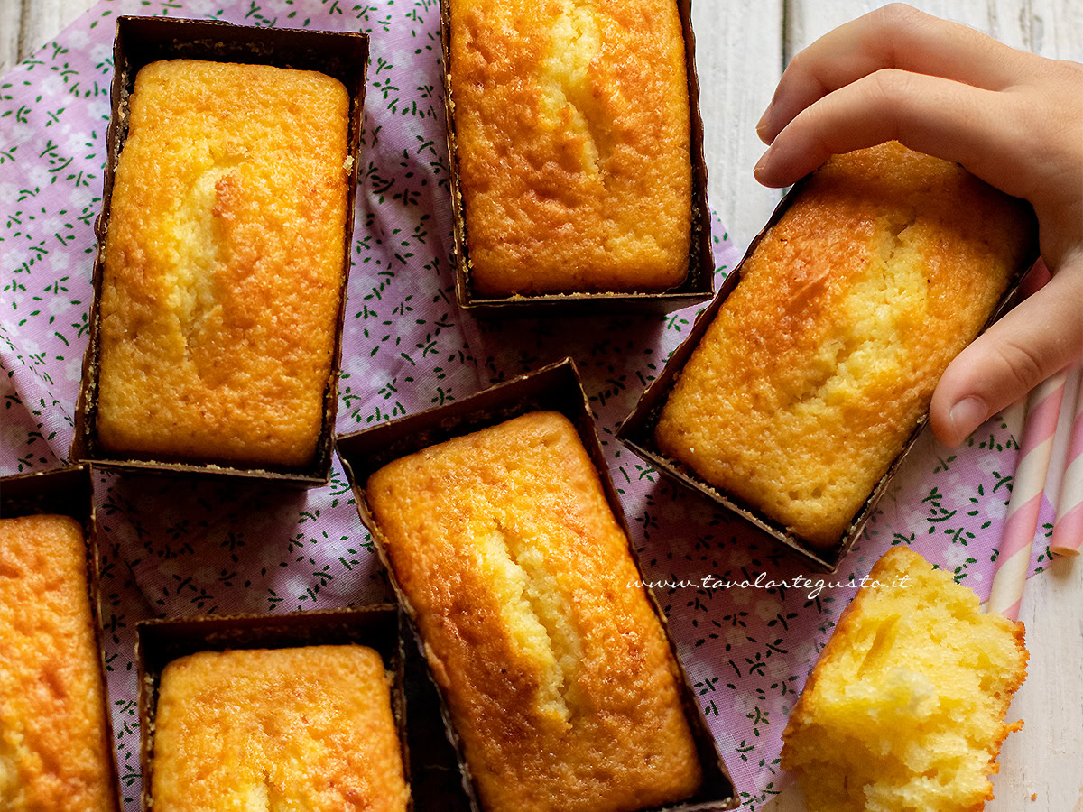 Mini plumcake (ricetta mini plumcake allo yogurt)