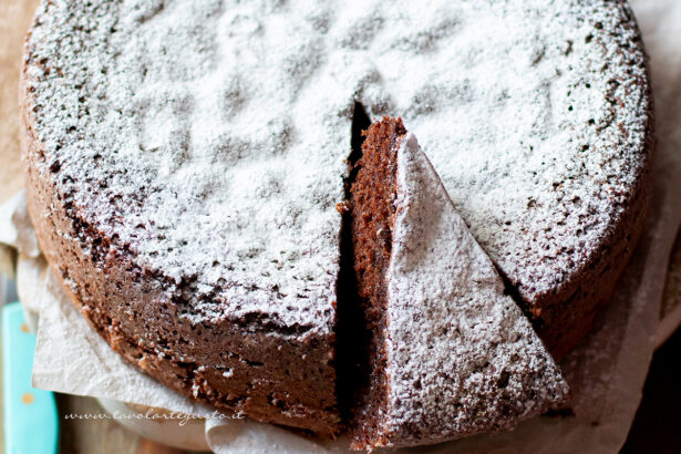 Torta margherita al cacao - ricetta Torta margherita al cioccolato