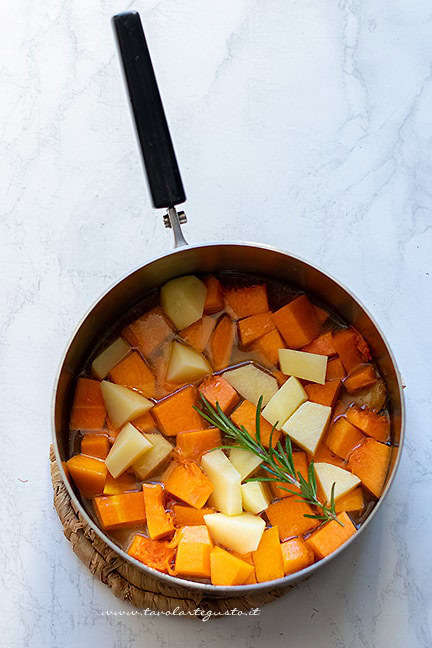 come fare una cremosa di zucca perfetta! Ricetta Crema di zucca