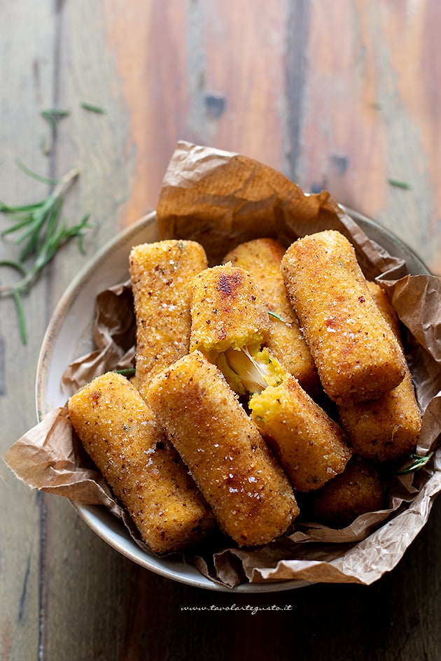 Crocchette Di Ceci E Patate Dorate E Filanti Al Forno O Fritte Ricetta Facilissima