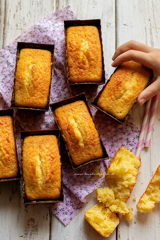 mini plumcake - Ricetta mini plumcake allo yogurt (merendine)