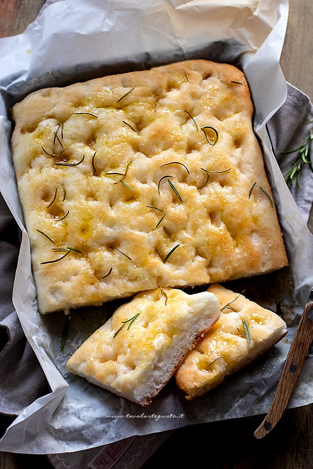 Focaccia senza glutine- la Ricetta Focaccia senza glutine - Ricetta di Tavolartegusto