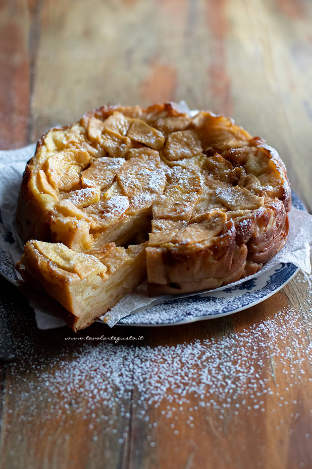 Torta invisibile di mele - Ricetta Torta di mele invisibile