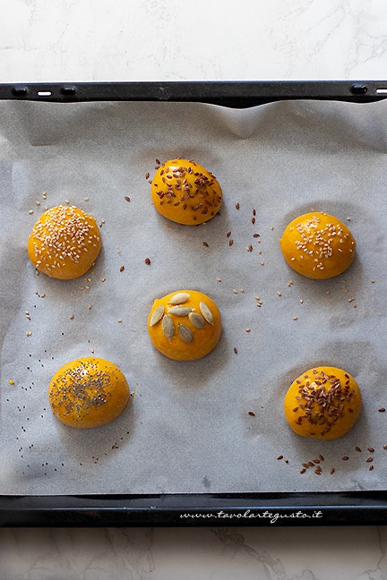 panini alla zucca pronti da cuocere