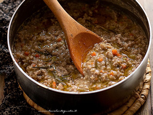 ragù bianco - ricetta ragu bianco- - Ricetta di Tavolartegusto