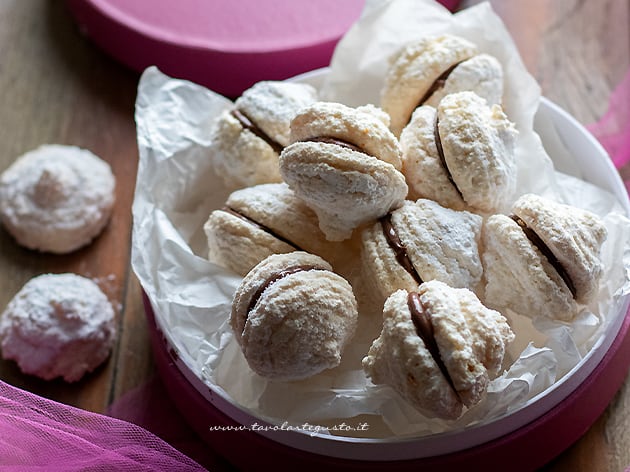 Biscotti cocco e nutella - Ricetta Biscotti cocco e nutella