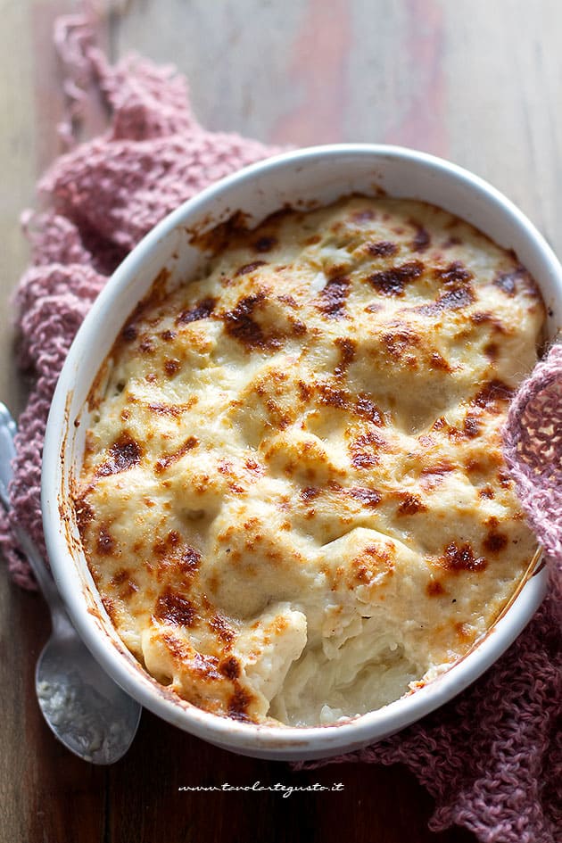 Cavolfiore gratinato - Ricetta Cavolfiore gratinato al forno-