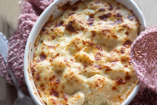 Cavolfiore gratinato - Ricetta Cavolfiore gratinato al forno - Ricetta di Tavolartegusto