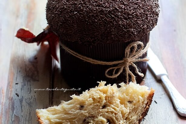 Panettone al cioccolato - Ricetta Panettone al cioccolato - Ricetta di Tavolartegusto