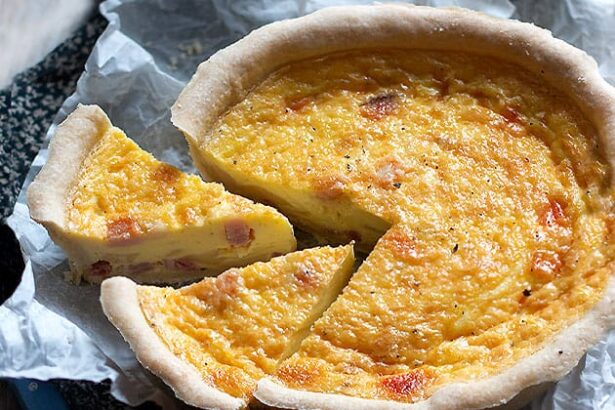 Quiche Lorraine - Ricetta Quiche Lorraine - Ricetta di Tavolartegusto