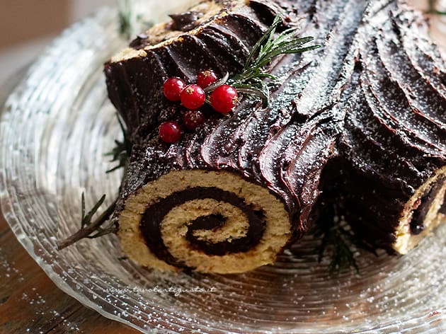 Dolci Di Natale Ricette Con Foto.Tronchetto Di Natale La Ricetta Originale Facile E Golosa Passo Passo