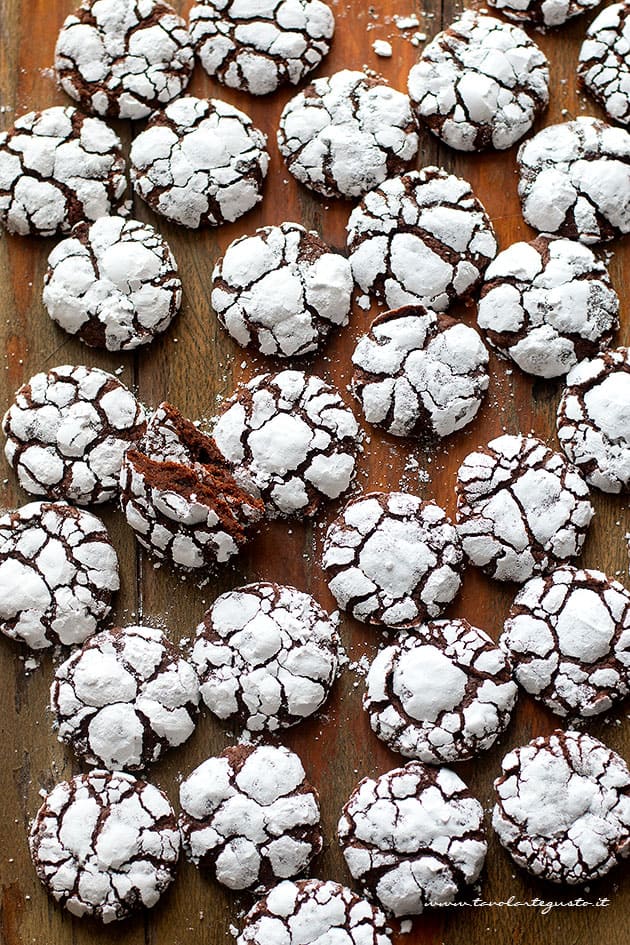 biscotti al cioccolato morbidi - Ricetta di Tavolartegusto