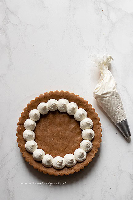 farcire e decorare - Ricetta Crostata di pandoro