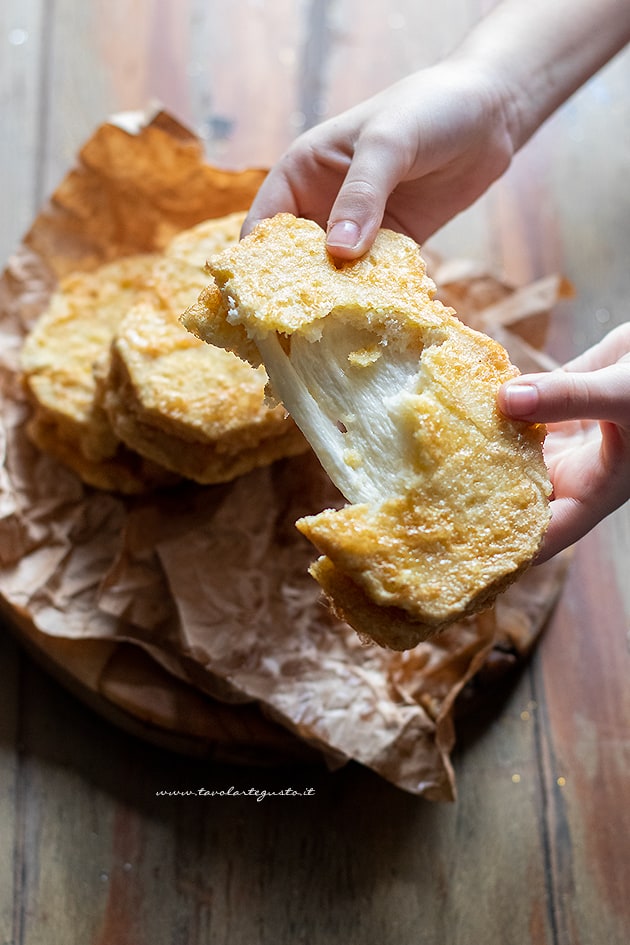 Mozzarella in carrozza - Ricetta Mozzarella in carrozza-