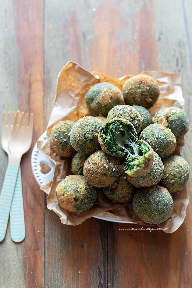 Polpette di spinaci - Ricetta Polpette di spinaci-