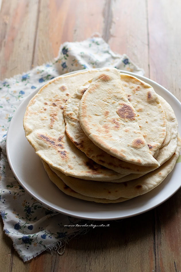 Piadina romagnola - Ricetta piadina-