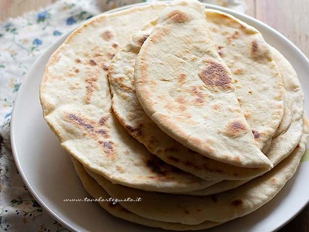 Piadina romagnola - Ricetta piadina