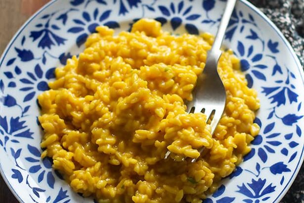 Ricetta Risotto allo zafferano- - Ricetta di Tavolartegusto