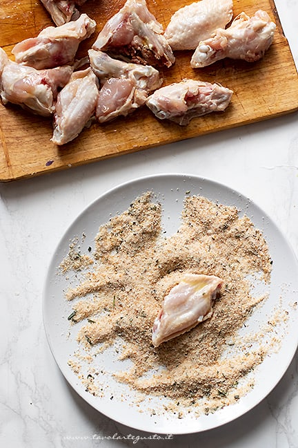 panare le alette di pollo - Ricetta Ali di pollo al forno