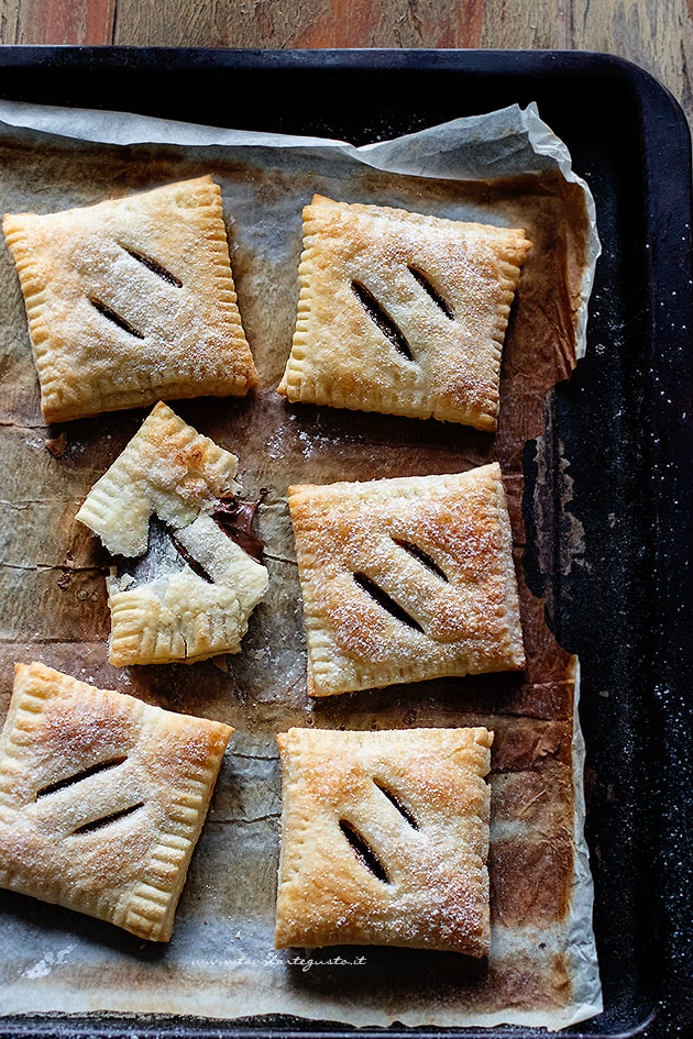 Fagottini alla nutella - Ricetta Fagottini alla nutella-