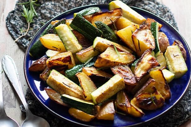 Zucchine e patate al forno