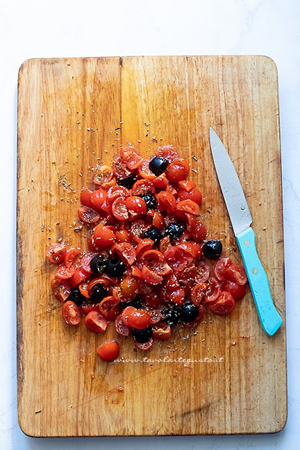 condimento di pomodorini- Ricetta Melanzane al forno