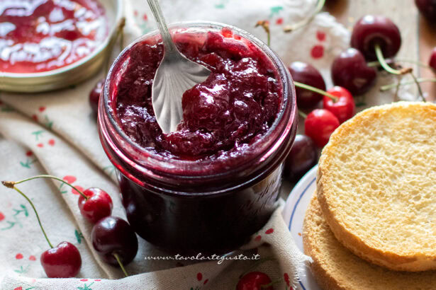 Marmellata di ciliegie - Ricetta Marmellata di ciliegie